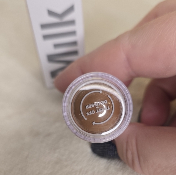 Milk Makeup (BAKED) Matte Cream Bronzer Stick 0.19 oz/5.7 g - Picture 12 of 13